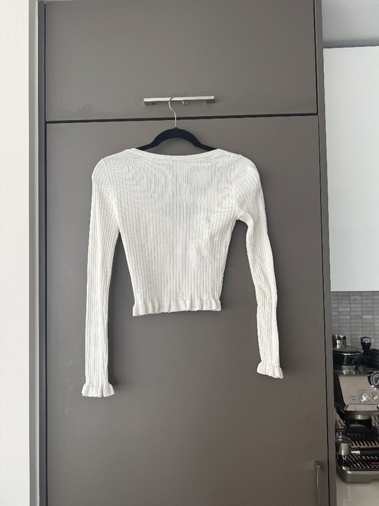 White Ribbed Knit Peplum Cardigan Women’s Size S Fitted Button Front - Picture 5 of 5